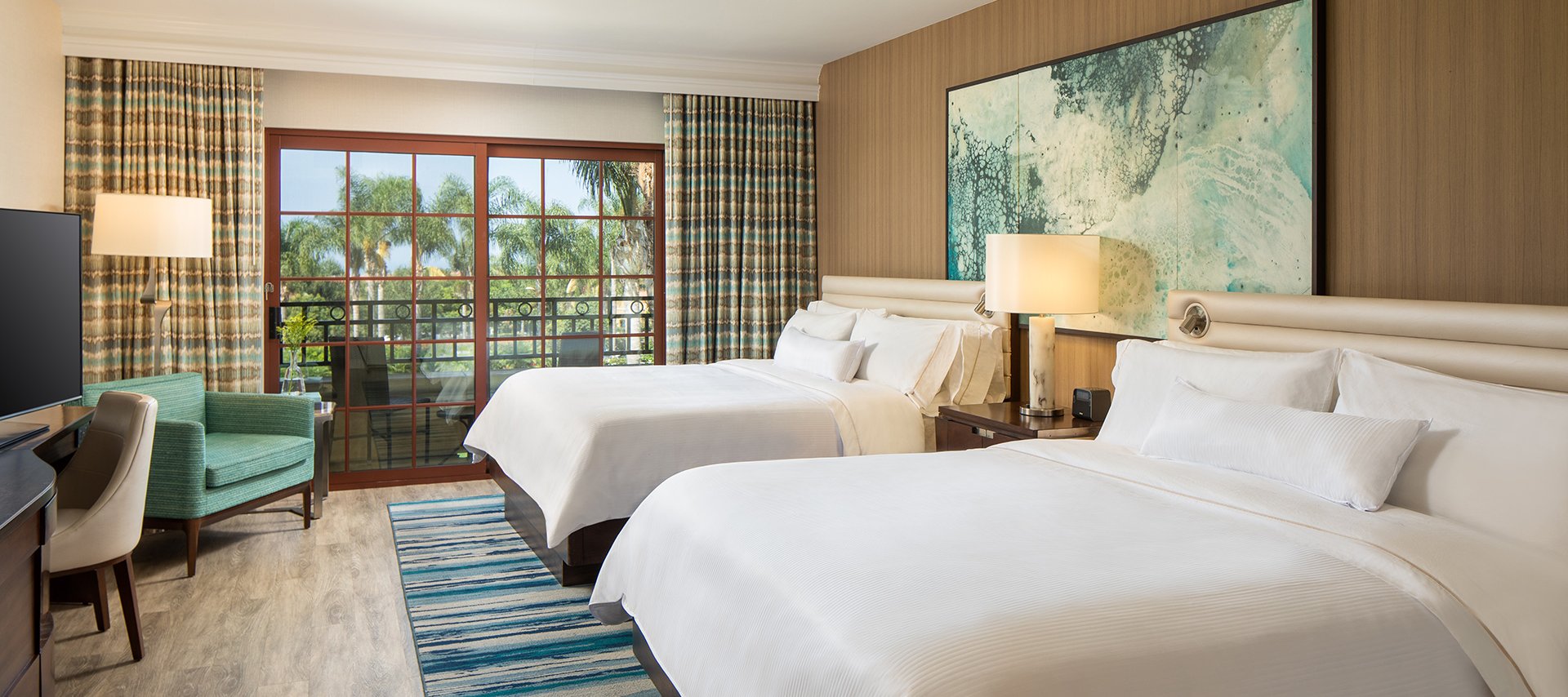 Westin-Queen-View